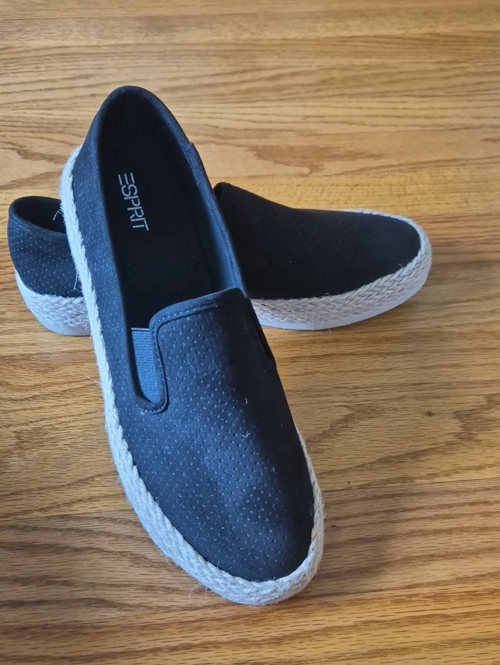 NWOT Esprit Women’s Black Slip-On Espadrille Sneakers, size 7,5 NWOB NWOT